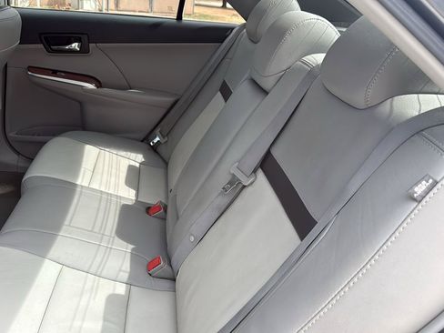 Used 2012 Toyota Camry XLE FWD image 43