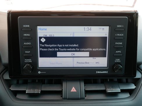 Used 2021 Toyota RAV4 LE AWD/4WD image 30