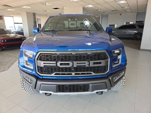 Used 2018 Ford F150 Raptor w/ Equipment Group 802A Luxury AWD/4WD image 3