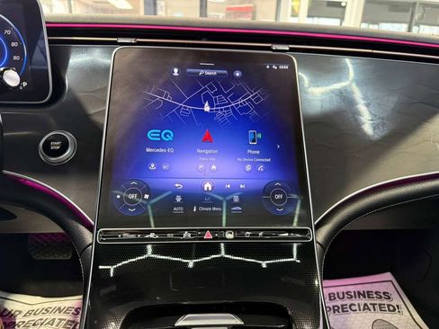 Used 2023 Mercedes-Benz EQE 500 4MATIC Sedan image 17