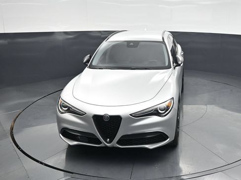 Used 2020 Alfa Romeo Stelvio w/ Nero Edizione RWD image 34