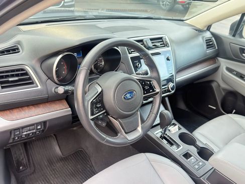 Used 2018 Subaru Outback 2.5i Limited image 16