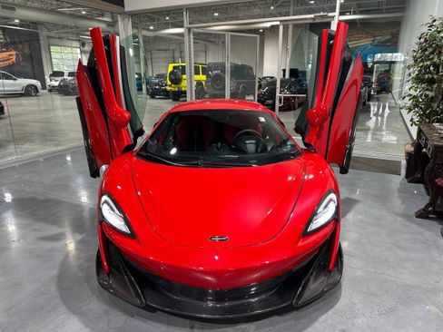 Used 2017 McLaren 570S Coupe RWD image 3