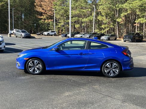 Used 2017 Honda Civic EX-T image 7