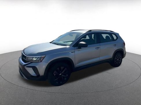 Used 2024 Volkswagen Taos S image 8