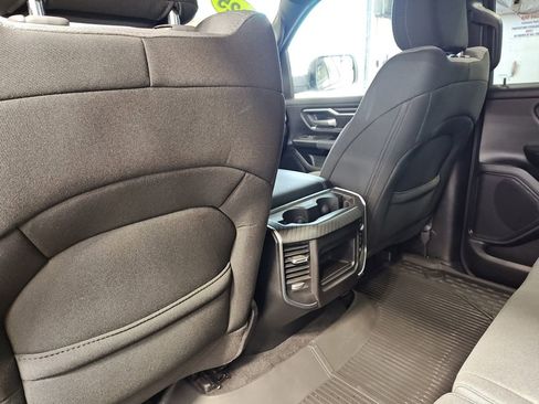 Used 2025 RAM 1500 Big Horn AWD/4WD image 29