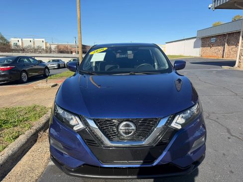 Used 2020 Nissan Rogue Sport S AWD/4WD image 2