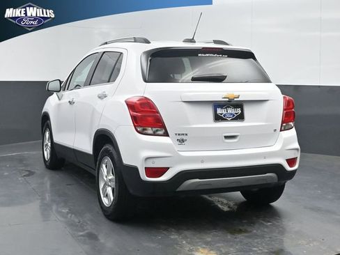 Used 2020 Chevrolet Trax LT w/ Driver Confidence Package FWD image 5