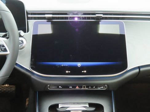 Certified 2025 Mercedes-Benz E 450 4MATIC Sedan image 14