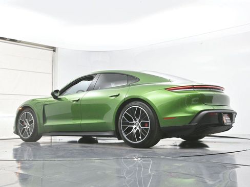 Used 2020 Porsche Taycan 4S image 43