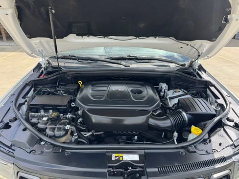 Used 2018 Jeep Grand Cherokee High Altitude image 17