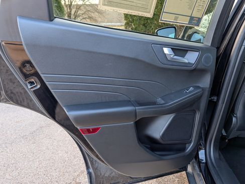 Used 2023 Ford Escape ST-Line Select w/ Tech Pack #2 image 33