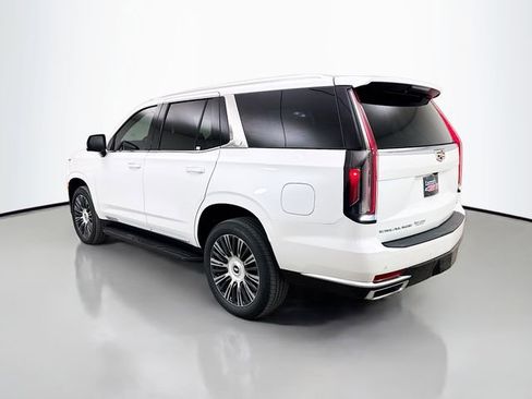 Used 2024 Cadillac Escalade Luxury image 6