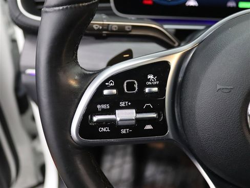 Used 2022 Mercedes-Benz GLS 450 4MATIC image 35