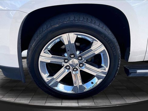 Used 2015 Cadillac Escalade Premium AWD/4WD image 37