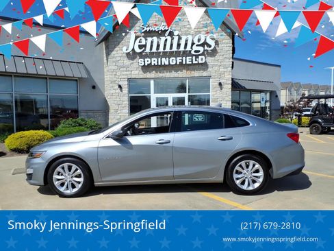 Used 2024 Chevrolet Malibu LT FWD image 1