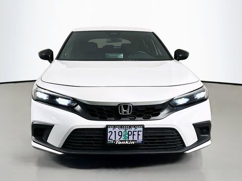 Used 2023 Honda Civic Sport image 3
