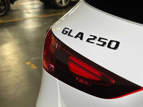 Certified 2025 Mercedes-Benz GLA 250 GLA 250 image 13