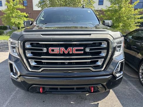 Used 2021 GMC Sierra 1500 AT4 w/ AT4 Premium Package AWD/4WD image 2