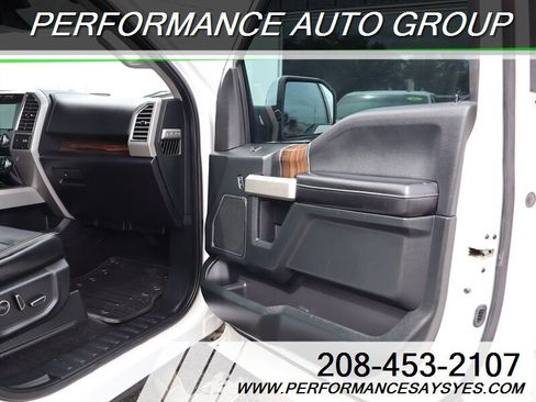 Used 2016 Ford F150 Lariat w/ Equipment Group 502A Luxury AWD/4WD image 10