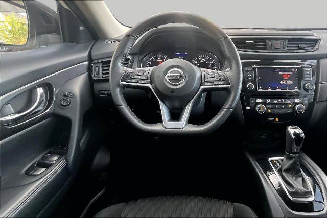 Certified 2020 Nissan Rogue SV FWD image 6