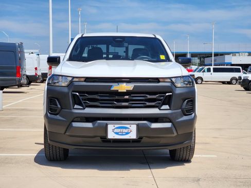 Used 2024 Chevrolet Colorado W/T w/ Safety Package RWD image 2
