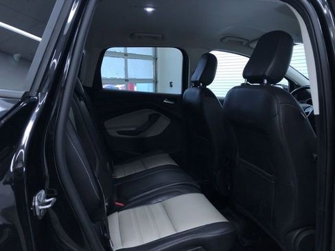 Used 2019 Ford Escape SEL w/ SEL Sport Appearance Package image 22