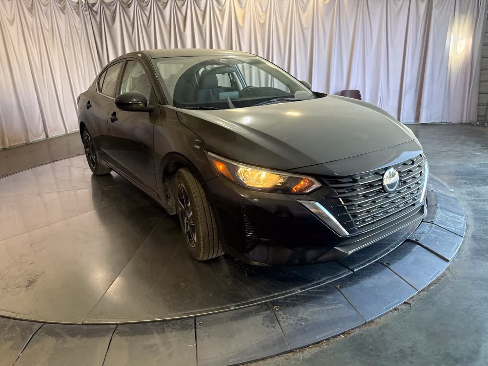 Used 2024 Nissan Sentra SV FWD image 3