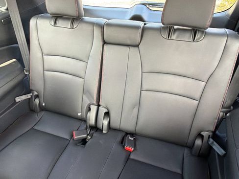 Used 2021 Honda Pilot Black Edition image 26