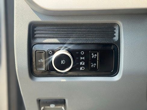 Used 2023 Ford F250 XLT AWD/4WD image 20
