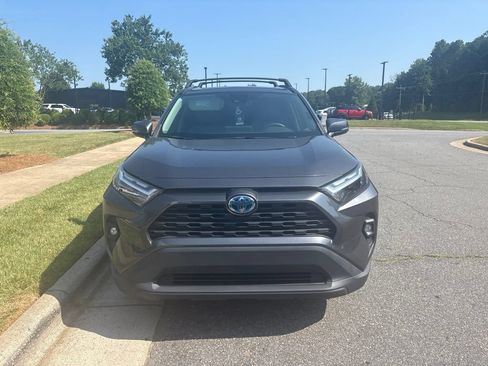 Used 2023 Toyota RAV4 XLE Premium AWD/4WD image 3