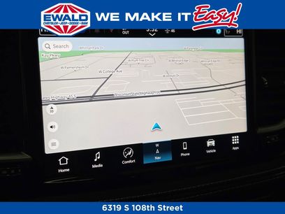 New 2026 Chrysler Pacifica Limited w/ S Appearance Package