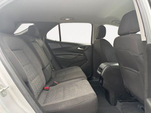 Used 2022 Chevrolet Equinox LT FWD image 12