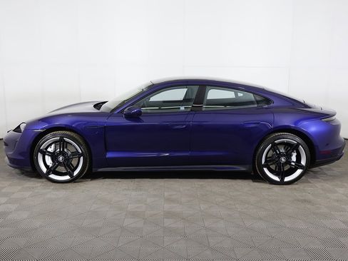 Used 2021 Porsche Taycan Turbo image 20