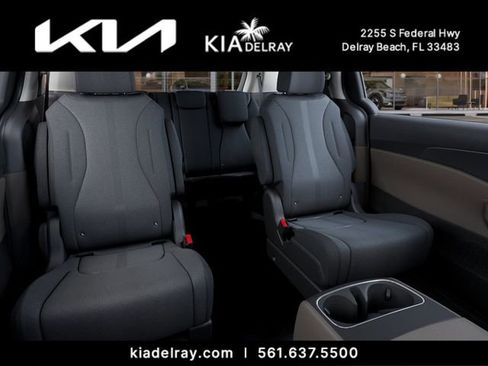 New 2026 Kia Carnival LX FWD image 16