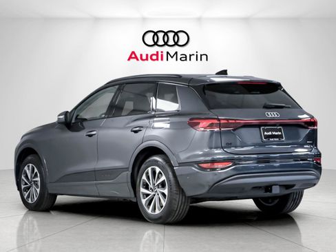 Used 2025 Audi Q6 e-tron Premium Plus AWD/4WD image 3