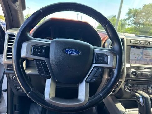 Used 2018 Ford F150 Platinum w/ Equipment Group 701A Luxury AWD/4WD image 9