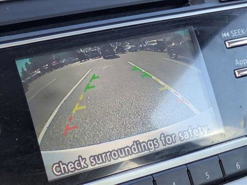 Used 2016 Nissan Altima 2.5 SL w/ Moonroof Package image 8