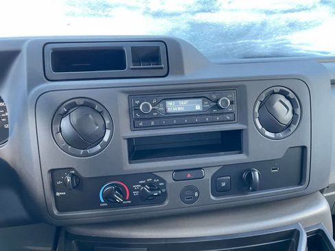 New 2024 Ford E-450 and Econoline 450 Super Duty w/ Power Windows & Locks Group RWD image 22