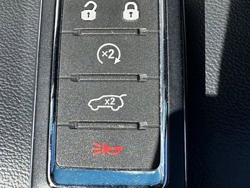Used 2024 Jeep Grand Cherokee L Altitude AWD/4WD image 33