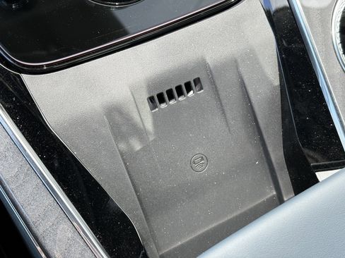 New 2025 Cadillac Escalade IQ Sport 2 w/ LPO, ONYX Package image 28