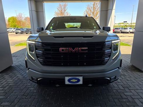 Used 2024 GMC Sierra 1500 Elevation AWD/4WD image 6