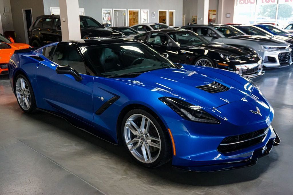 Used 2016 Chevrolet Corvette Stingray Coupe w/ 2LT Preferred Equipment Group RWD image 4