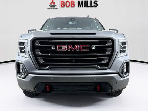 Used 2021 GMC Sierra 1500 AT4 w/ AT4 Value Package AWD/4WD image 2