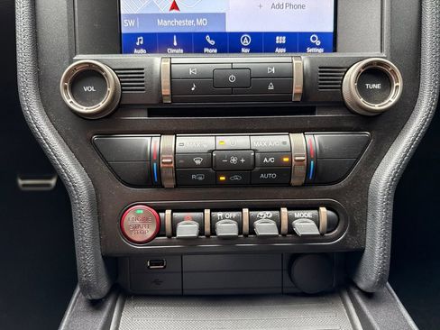 Used 2021 Ford Mustang Shelby GT500 w/ Technology Package RWD image 20