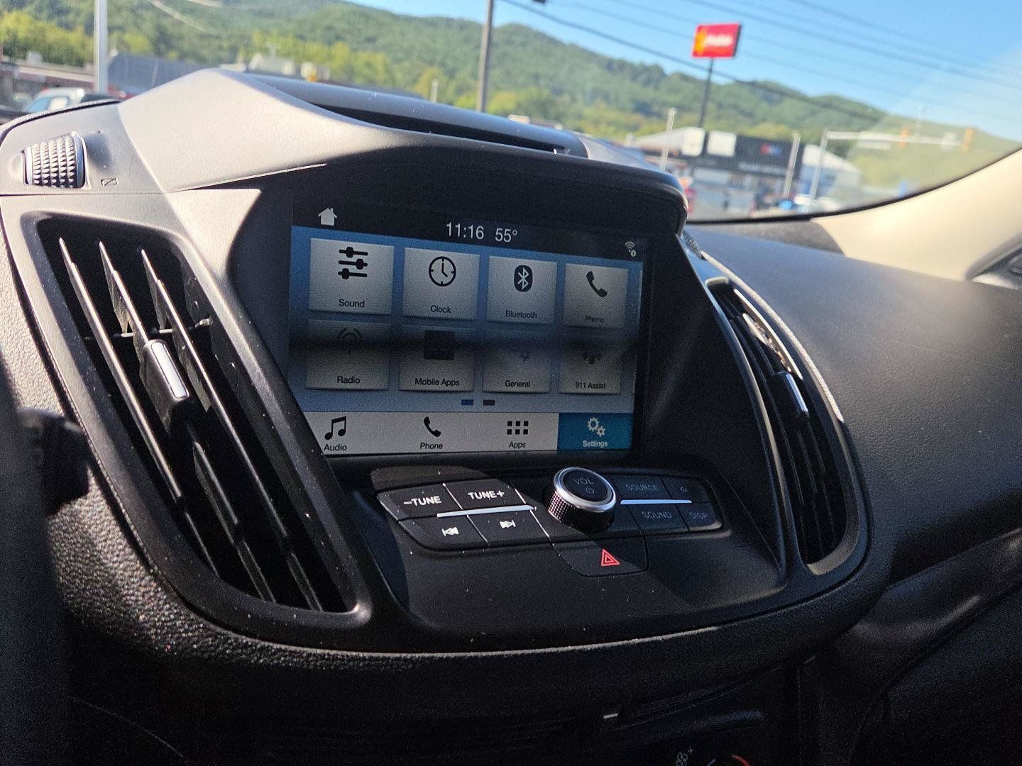 Used 2018 Ford Escape SE w/ SE Sport Appearance Package AWD/4WD image 31