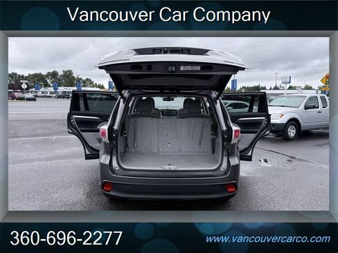 Used 2015 Toyota Highlander XLE AWD/4WD image 37