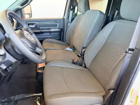 Used 2026 RAM 2500 Big Horn AWD/4WD image 25