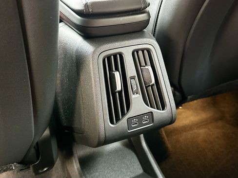 Certified 2025 BMW X1 xDrive28i w/ Convenience Package image 26