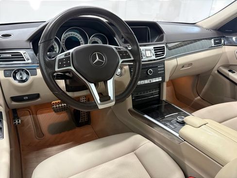 Used 2016 Mercedes-Benz E 350 4MATIC Sedan image 14